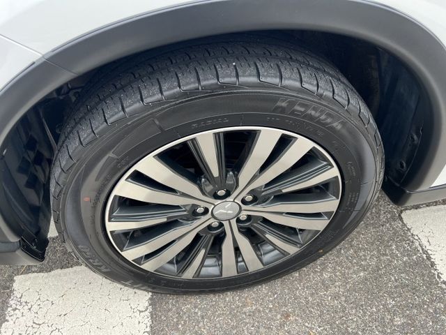 【原版件x認證車】超稀有 旗艦四輪傳動 ACC跟車+車偏 盲點 換檔撥片 JBL音響 天窗 電尾門 超級大滿配 五大保固  第19張相片