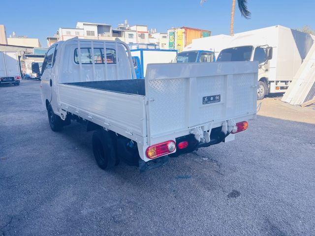 正2022年自排尾門超低價格 可全貸......自排的喔  第8張相片