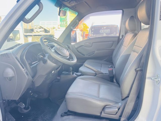 正2022小霸王手排僅跑10萬價格超優惠.....歡迎賞車  第3張相片