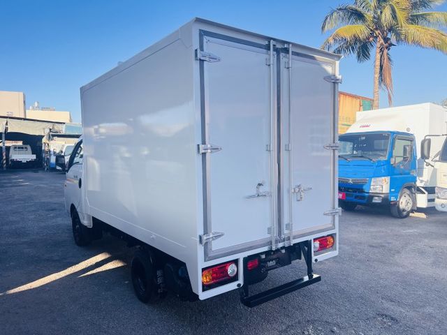 正2022小霸王手排僅跑10萬價格超優惠.....歡迎賞車  第9張相片