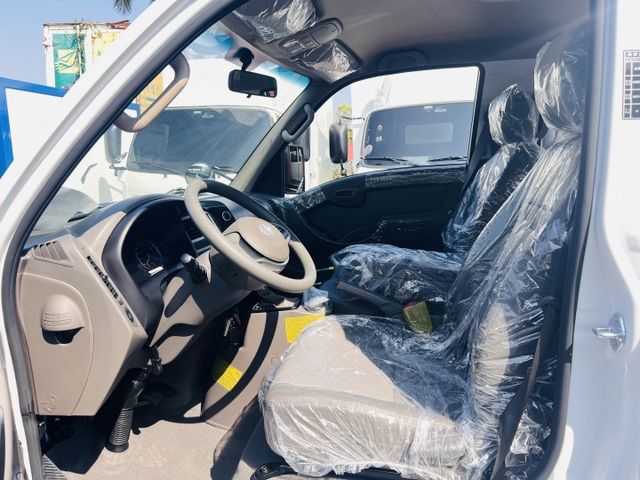 正2025年全新領牌車雙箱6人座載貨載人都方便.....自排.自排 ...全新領牌車  第3張相片