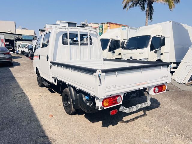 正2025年全新領牌車雙箱6人座載貨載人都方便.....自排.自排 ...全新領牌車  第8張相片