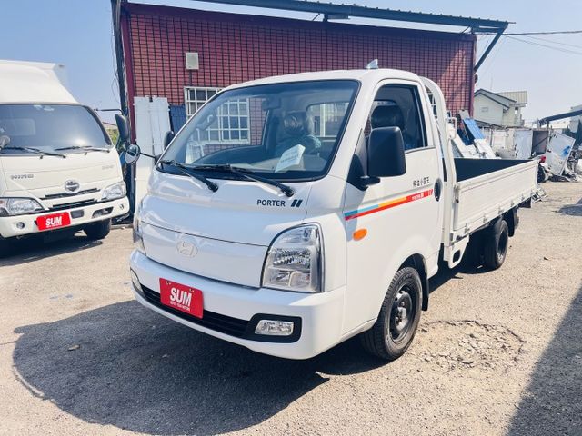 正2025年全新領牌車自排的載貨方便....可貸款..  第2張相片