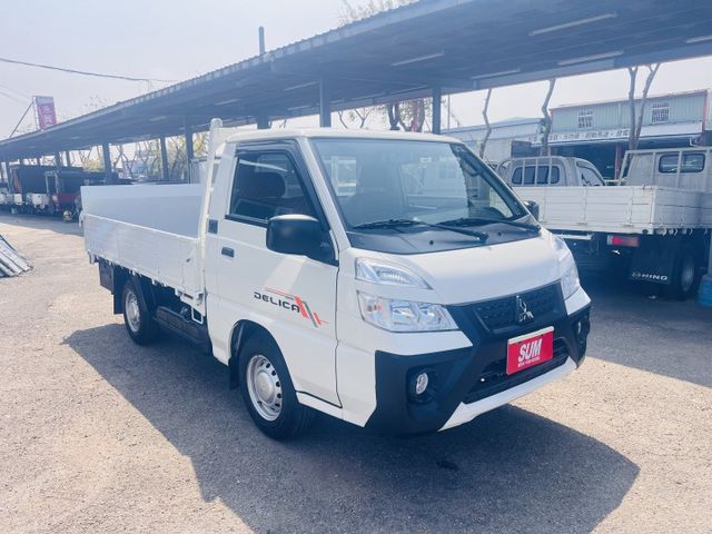 正2022年得利卡自排尾門貨車..自排..自排的喔...可全貸  第1張相片