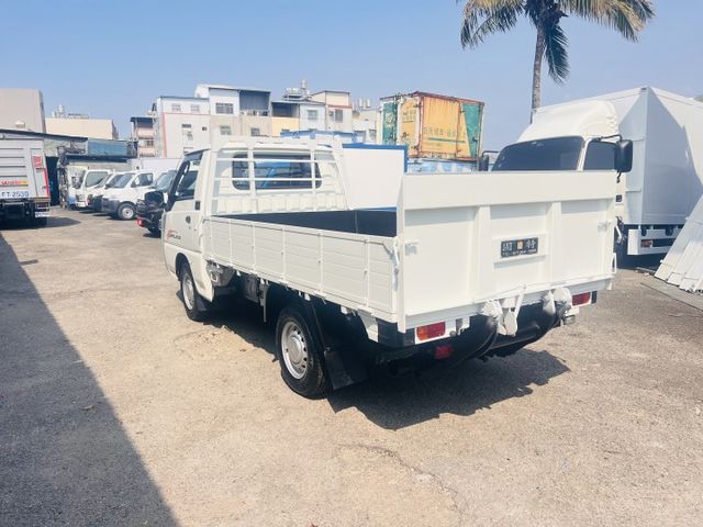 正2022年得利卡自排尾門貨車..自排..自排的喔...可全貸  第5張相片