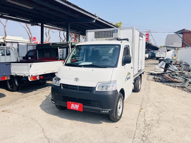 正2025年全新領牌.....就是新車啦........自排冷凍車可銀貸款  第2張相片