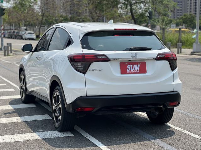 【原版件x認證車】小改款S版 iKEY摸門 LED頭尾燈 6氣囊 ISOFIX 定速+換檔撥片 電子手煞 SUM五大保固  第3張相片