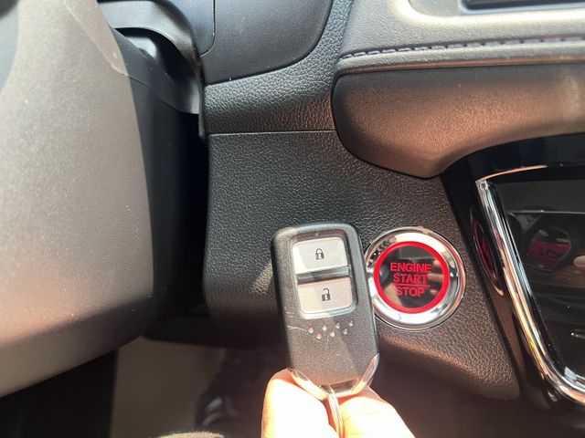 【原版件x認證車】小改款S版 iKEY摸門 LED頭尾燈 6氣囊 ISOFIX 定速+換檔撥片 電子手煞 SUM五大保固  第17張相片