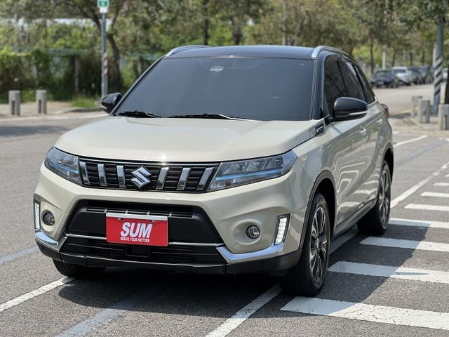 【原版件x認證車】僅跑5.9萬 S AllGrip 四輪傳動 48V輕油電渦輪 省油大馬力 ACC跟車+車偏 奶茶白+黑  第2張相片