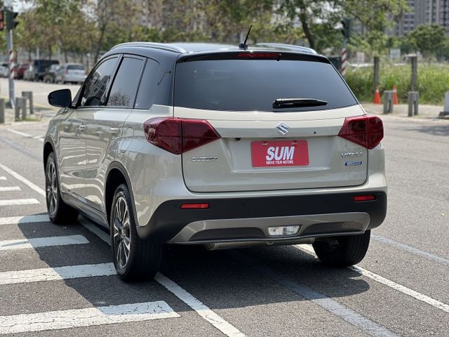 【原版件x認證車】僅跑5.9萬 S AllGrip 四輪傳動 48V輕油電渦輪 省油大馬力 ACC跟車+車偏 奶茶白+黑  第3張相片