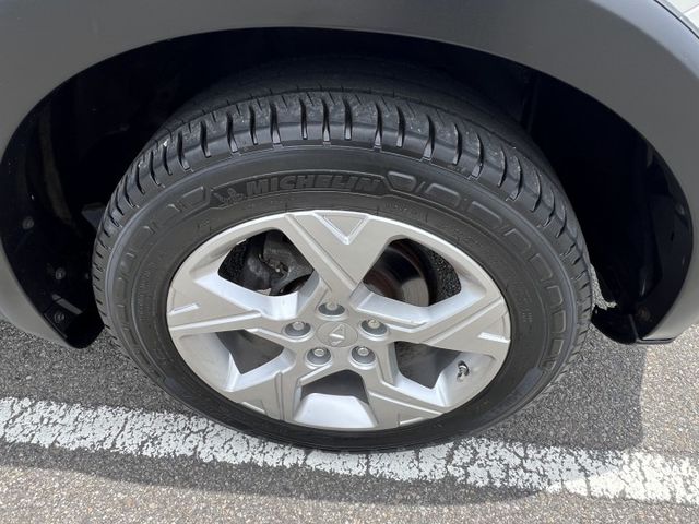 【特價x認證車】原廠保養 皮卡頂規晶鑽型 定速 盲點 車距+車道偏離警示 升級安卓機360環景 專用後防滾龍+防雨捲簾  第19張相片
