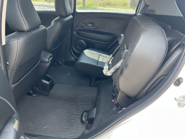 【原版件x認證車】小改款S版 iKEY摸門 LED頭尾燈 6氣囊 ISOFIX 定速+換檔撥片 電子手煞 SUM五大保固  第8張相片
