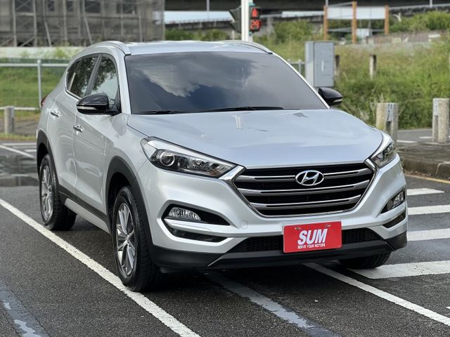【原版件x認證車】低里程 汽油豪華版 6速自排耐操 6氣囊 上坡輔助+陡坡緩降 數字胎壓 升級安卓機+無線CP 五大保固  第1張相片