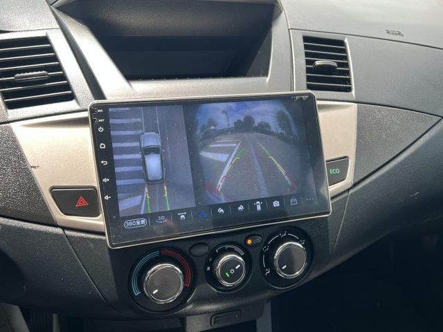 【特價x認證車】原廠保養 皮卡頂規晶鑽型 定速 盲點 車距+車道偏離警示 升級安卓機360環景 專用後防滾龍+防雨捲簾  第7張相片