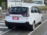 【原版件x認證車】僅跑3萬多 原廠保固中 頂規+大滿配 iKEY 電尾門 盲點 定速+方控 全新安卓機+行車紀錄+倒車  第4張縮圖