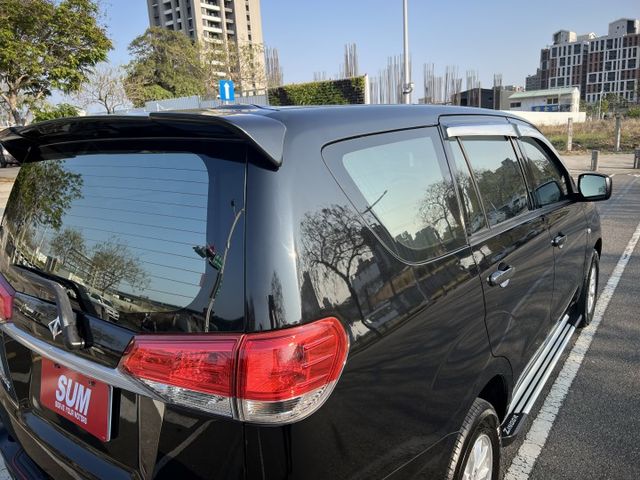 【特價x認證車】升級7人座 5+2快拆 精緻型 定速 鋁圈 中央冷氣 載人載貨沒煩惱 一手保養確實 SUM五大保固  第19張相片
