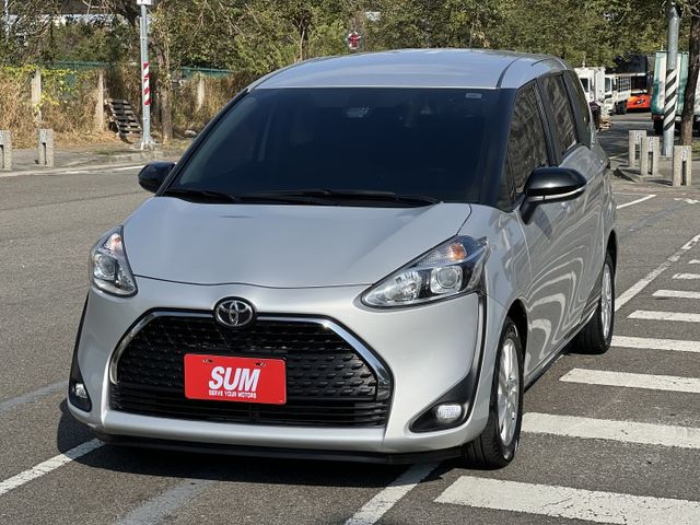 【原版件x認證車】7人座一手原廠保養 新價格我最便宜 SUM五大保固 iKEY LED日行燈 改款車道偏移 緊急自動煞停  第2張相片