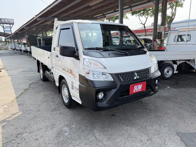正2025年自排車.. 僅跑1萬多公里  第1張相片