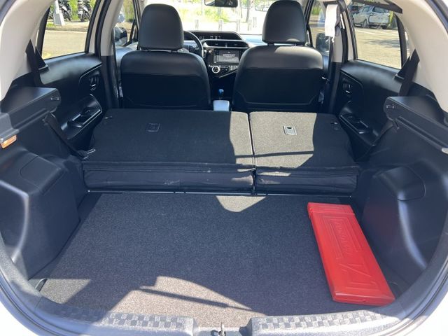 【原版件x認證車】市場稀少低里程 車內外如新無異味 原廠電池保固8年/16萬 iKEY摸門 盲點 7氣囊 平均油耗26!  第8張相片