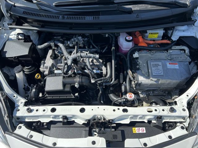 【原版件x認證車】市場稀少低里程 車內外如新無異味 原廠電池保固8年/16萬 iKEY摸門 盲點 7氣囊 平均油耗26!  第20張相片