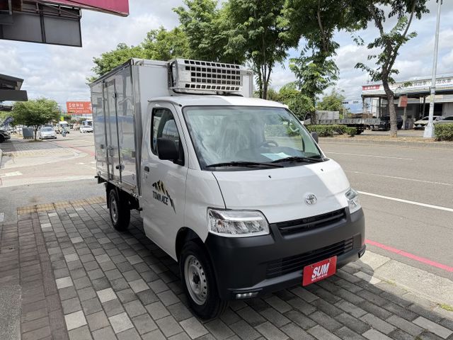 正2025年全新冷凍領牌車 ...原廠保固中   ...價格超優惠..  第1張相片
