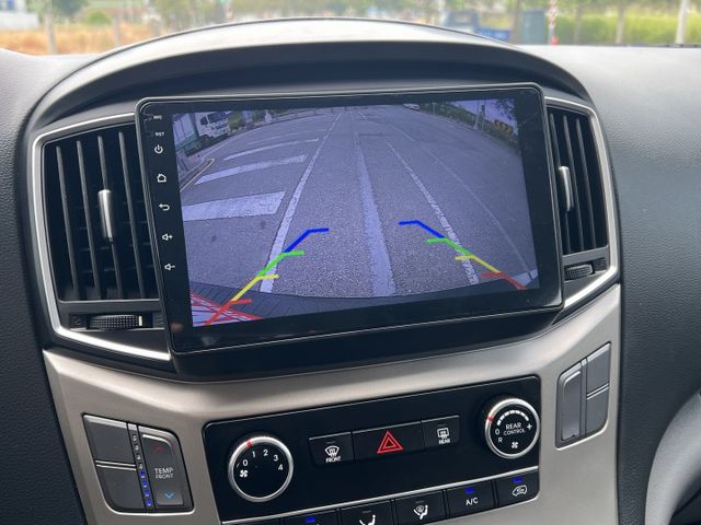【原版件x認證車】里程保證 6期小改款 8人座大空間 妥善率最好的大車 定速 升級鋁圈 全新安卓機+無線CarPlay  第12張相片