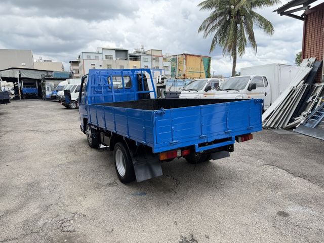 正2016年 好開有力六輪柴油貨車..一手車況無待修超省油.....  第8張相片