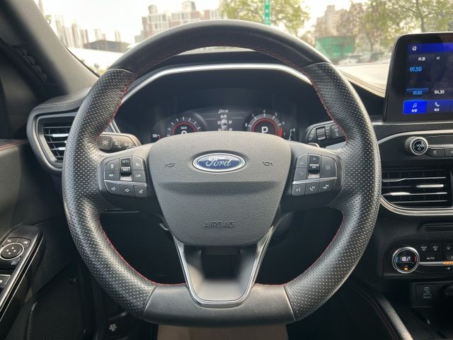 【原版件x認證車】ST-LINE 最頂規 LV.2輔助 250P 四輪傳動 B&O音響 環景 全景天窗 SUM五大保固  第11張相片