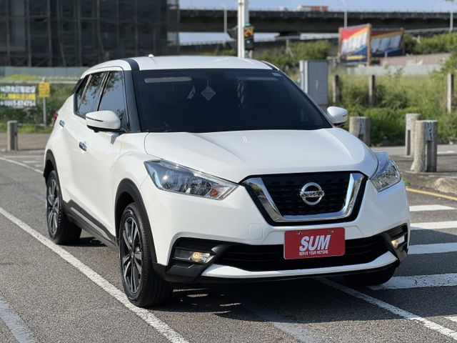【原版件x認證車】僅跑3.4萬 iKEY摸門 恆溫 360環景 CarPlay 都會小休旅 省油大空間 SUM五大保固  第1張相片