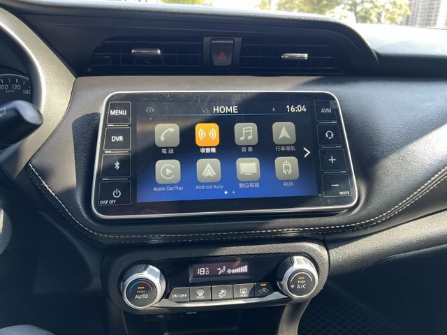 【原版件x認證車】僅跑3.4萬 iKEY摸門 恆溫 360環景 CarPlay 都會小休旅 省油大空間 SUM五大保固  第10張相片