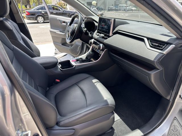 RAV4  第6張相片