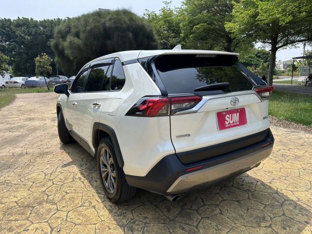RAV4  第4張相片