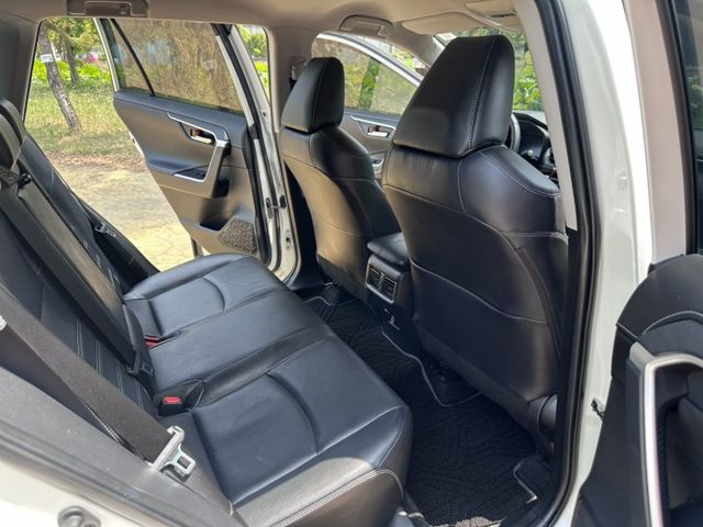 RAV4  第9張相片