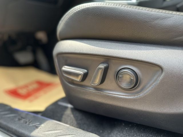 RAV4  第13張相片