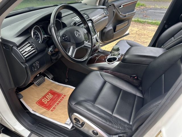 R-CLASS W251  第5張相片