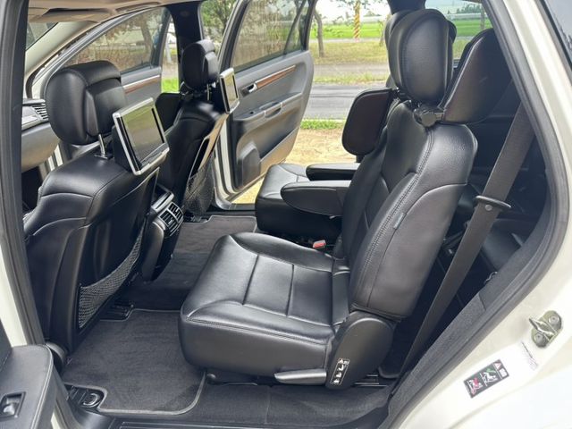 R-CLASS W251  第9張相片