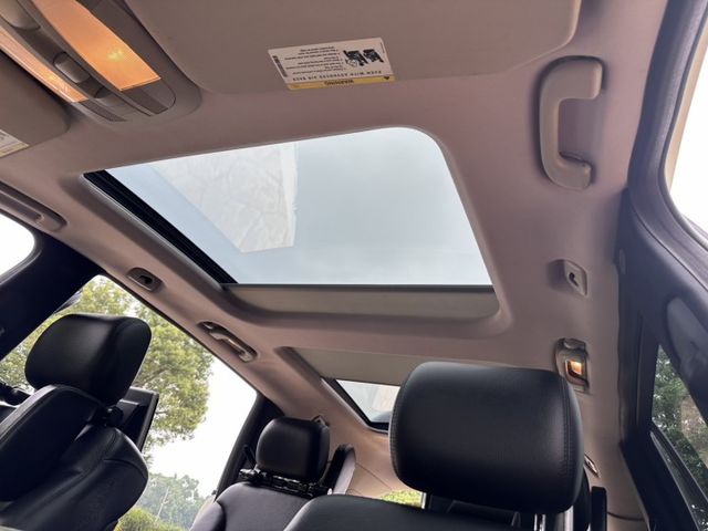 R-CLASS W251  第17張相片