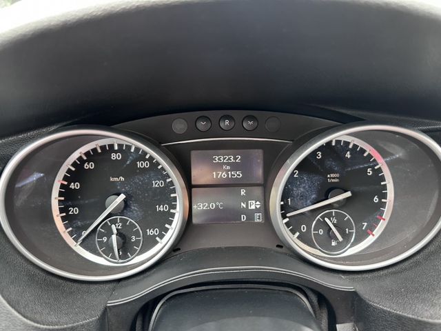 R-CLASS W251  第19張相片