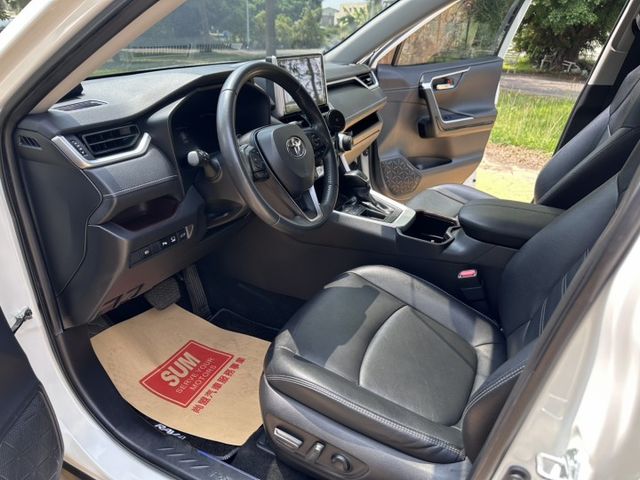 RAV4  第5張相片