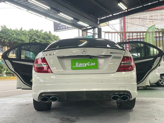 2010 Benz c63 amg 總代理  第5張相片
