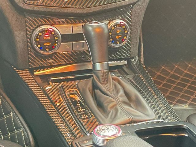 2010 Benz c63 amg 總代理  第11張相片