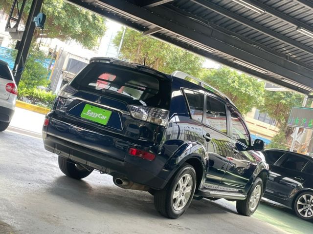MITSUBISHI OUTLANDER  第6張相片