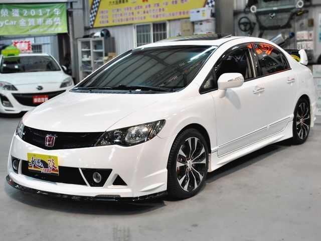 中古車 11年k12 2 0vti S 頂配rr式樣客製化改裝低利率入主全額貸 Honda 本田 Civic 台中市 Findcar 找車網