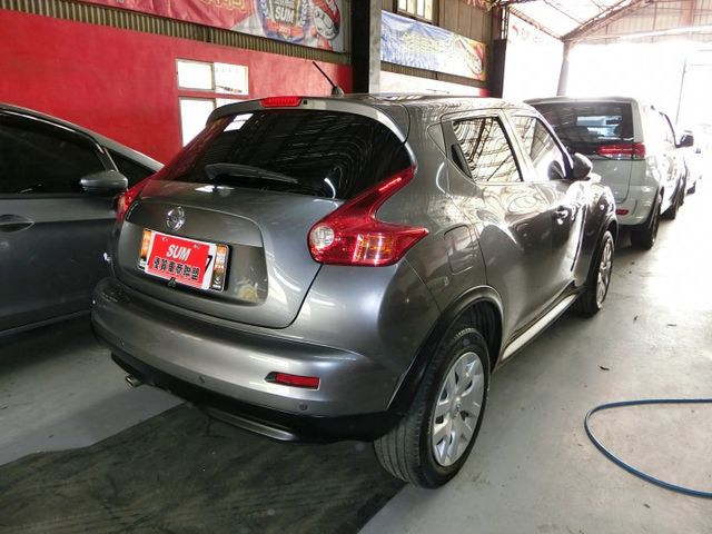 實車實價 免訂金 可全額貸 13 日產 JUKE 自然進氣 里程保證  第4張相片