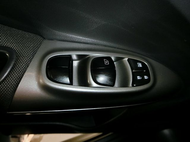 實車實價 免訂金 可全額貸 13 日產 JUKE 自然進氣 里程保證  第19張相片