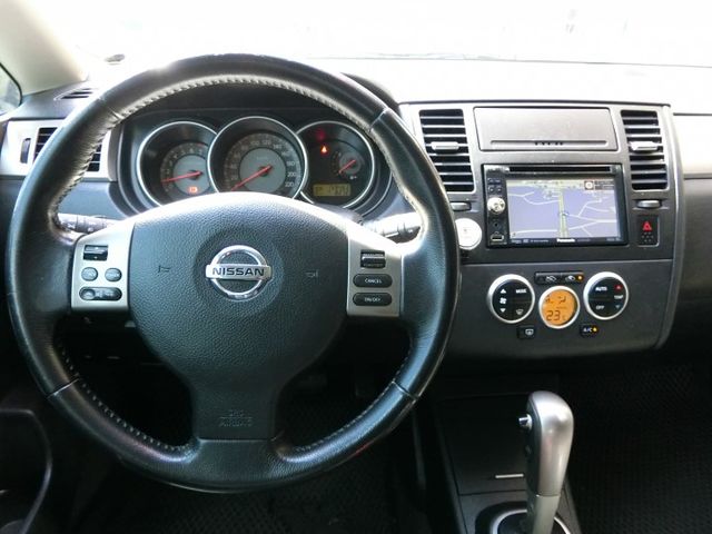 實車實價 免訂金 可全額貸11 日產 Tiida 導航 液晶螢幕 恆溫 里程保證  第11張相片