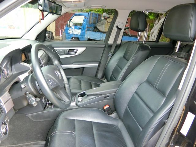 實車實價 免訂金 可全額貸 11 Benz GLK300 4Matic 里程保證  第7張相片