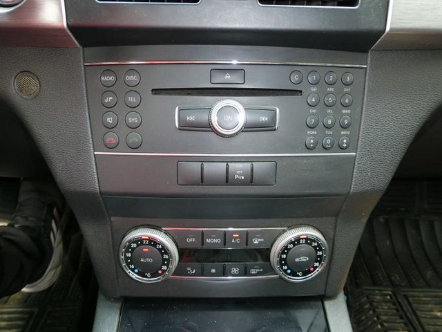 實車實價 免訂金 可全額貸 11 Benz GLK300 4Matic 里程保證  第13張相片