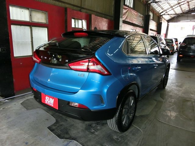 實車實價 免訂金 可全額貸 17 納智捷 U5 大屏幕版 定速 恆溫 里程保證  第5張相片