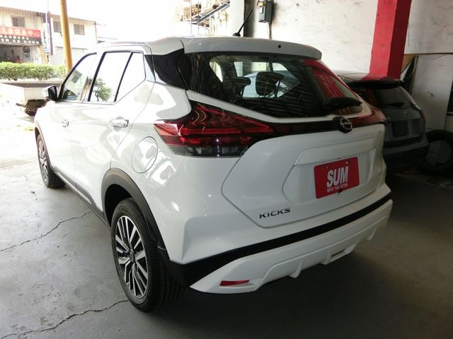 實車實價 免訂金 可全額貸 25 Nissan Kicks 卓越版 全新領牌車  第3張相片